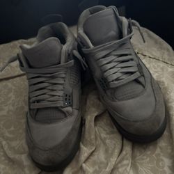 Jordan 4s Grey Size 9 