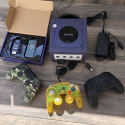 Nintendo GameCube w / 50 GAMES on SD CARD + Bluetooth + PiccoBoot [ Details Below ].