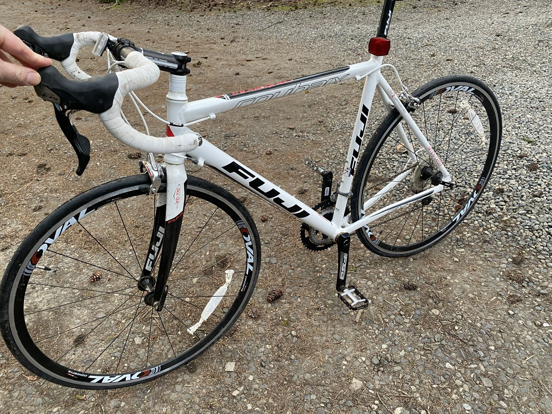 Fuji Roubaix 2.0 Road Bike for Sale in Olalla, WA - OfferUp