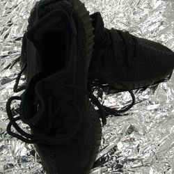 Adidas Yeezy Boost 350 V2 Triple Black Sneakers Men's Size 8 Pre-Owned