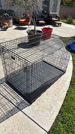Large Black Wire Dog Crate
