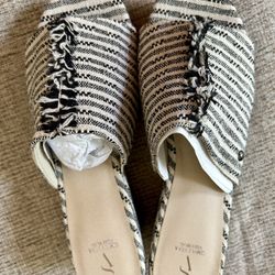 Wedge Sandals Black and White/cream