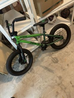 Mongoose Legion Kid Freestyle bike
