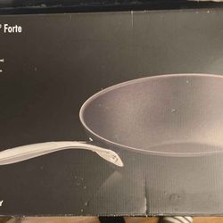Titanium Reinforced nonstick wok