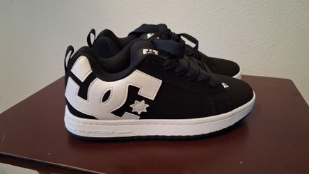 DC shoes