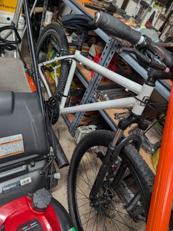 Giant mountain bike