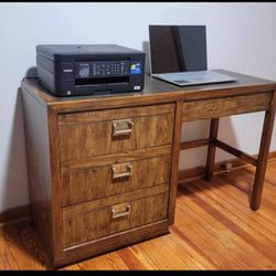 Desk, Solid Wood, Perfect Condition