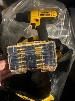 Dewalt drill set