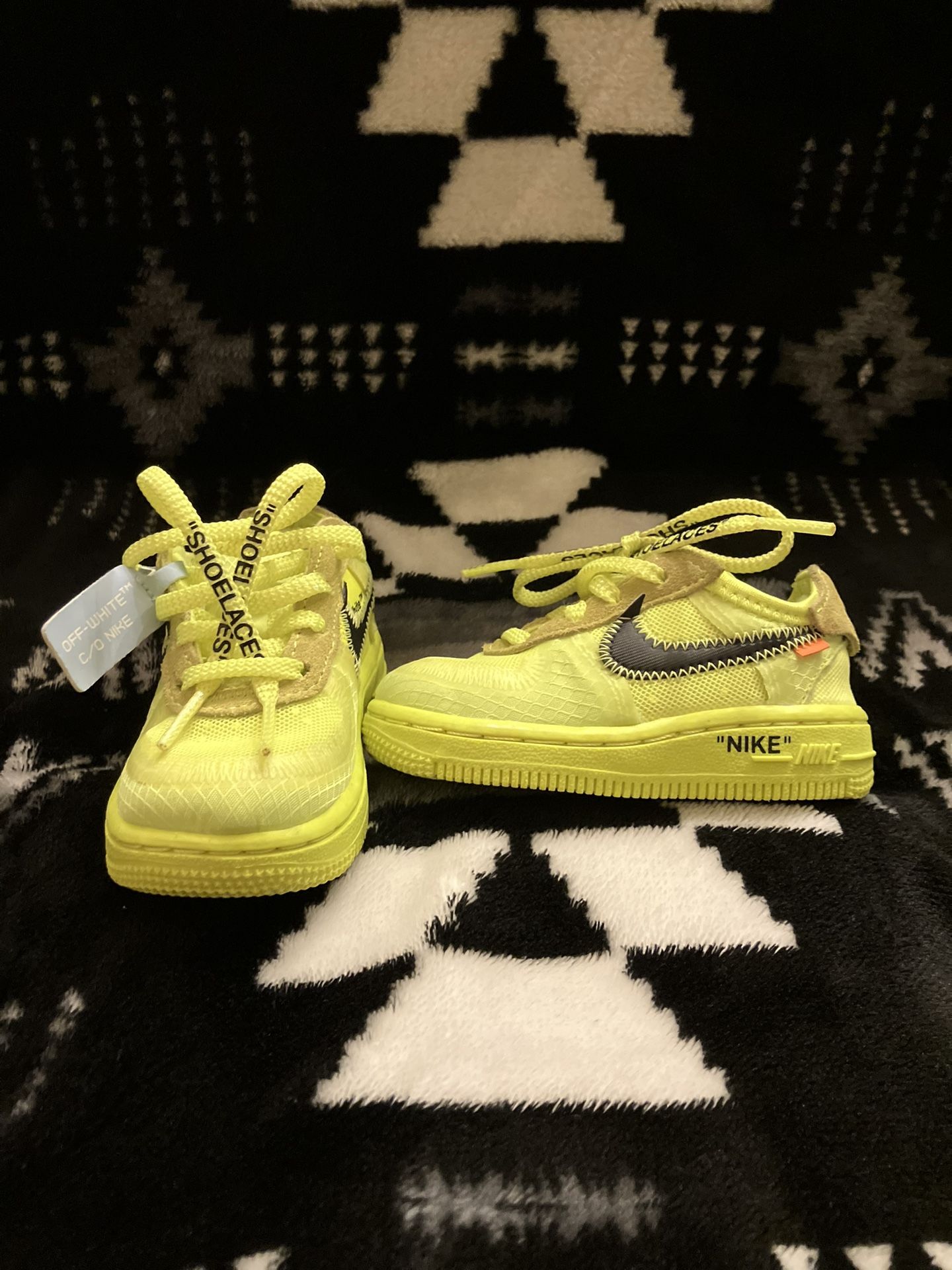 Baby/toddler Nike Off-white x Air Force 1 TD Volt Size 5c 