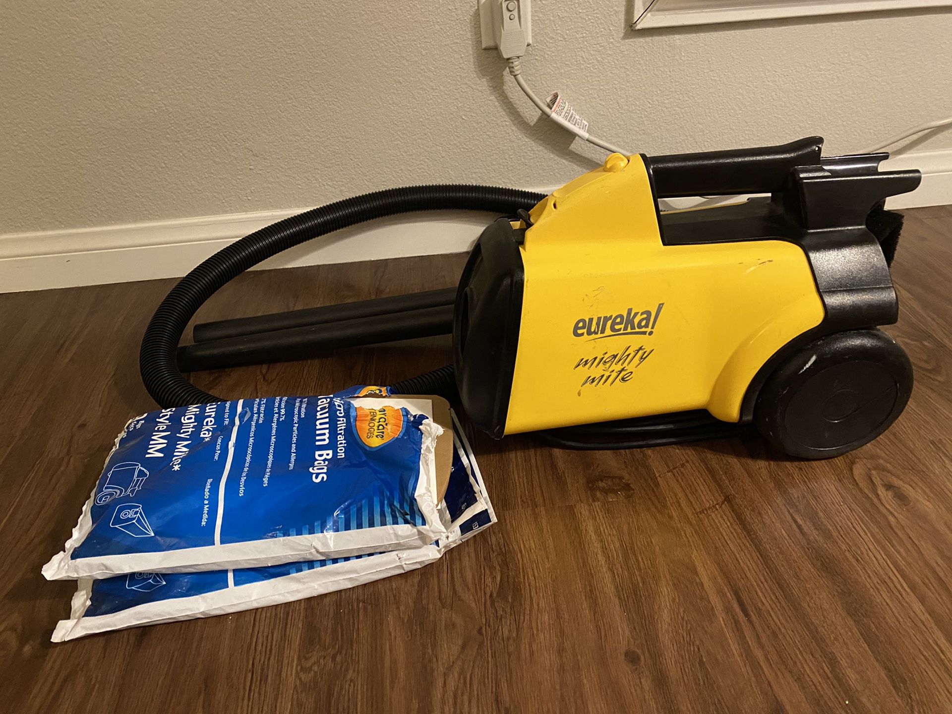 Eureka Mighty Mite Vacuum Cleaner with Filters