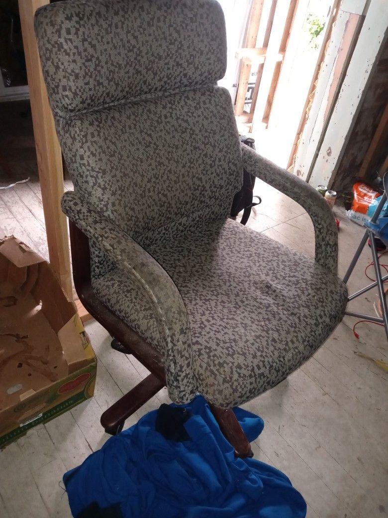 Rolling Chair