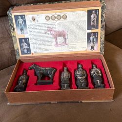 Terracotta Warriors And Horse Set