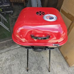 Portable Charcoal Grill (NEW) 