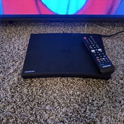 Samsung BD-J5700 Curved Blu-ray Player with Wi-Fi