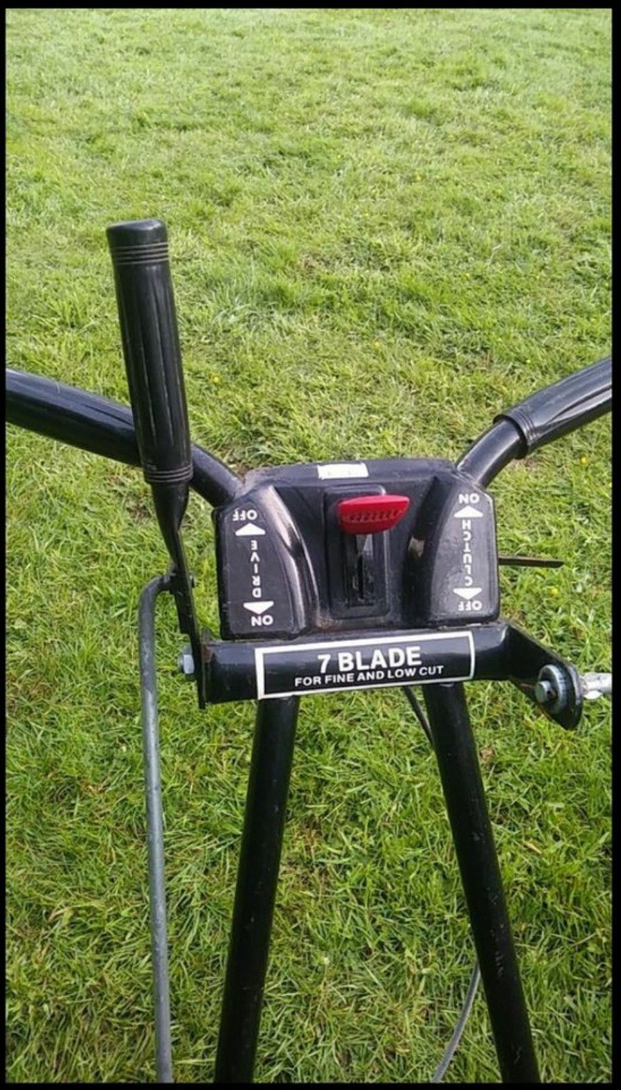 Craftsman 7 blade front throw California trimmer reel mower for Sale in