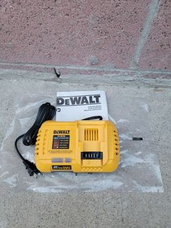 Dewalt Fast Charger 20v