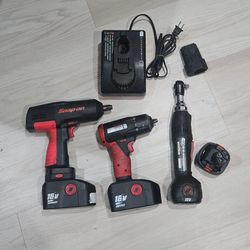 Snap on set of  inpact drill and ratchet