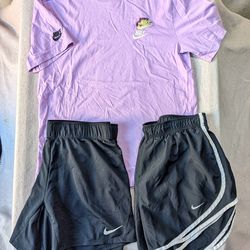 Nike - Swoop Shirt & 2 pairs Dry Fit running shorts - Wmn's Med