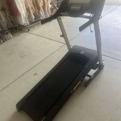 Golds Gym Treadmill