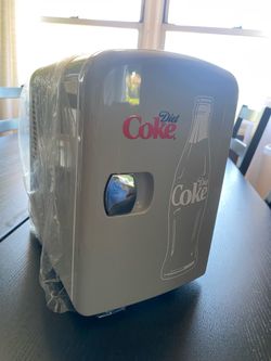 NEW Personal mini fridge