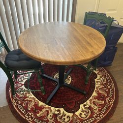 Bistro Table And 2 Chairs 