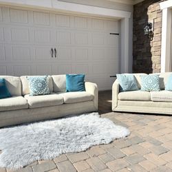  Comfy Beige Vintage Sofas 