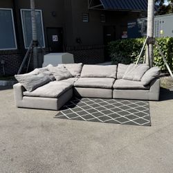 City Furniture Gray Nixon Modular Cloud Sectional Sofa