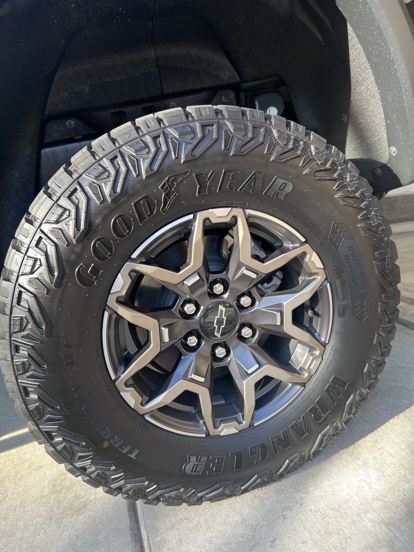 Zr2 Wheels/tires for Sale in Rialto, CA - OfferUp