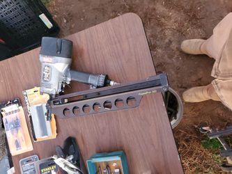 Senco FramePro 502 Pneumatic Framing Nailer