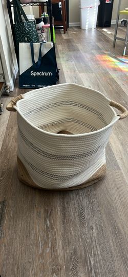 Coiled Rope Basket