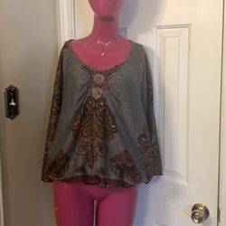 One World Blouse Size Large