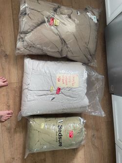Blankets/comforters