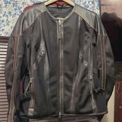 Harley Davidson Ladies Riding Gear SIZE XL