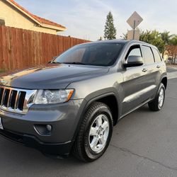 2012 JEEP GRAND CHEROKEE LAREDO 