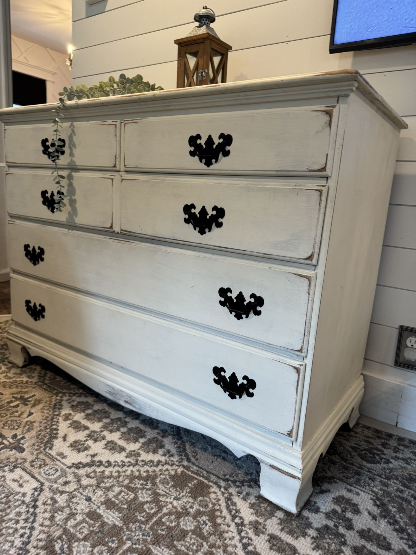 Gorgeous, Classical Dresser/Server