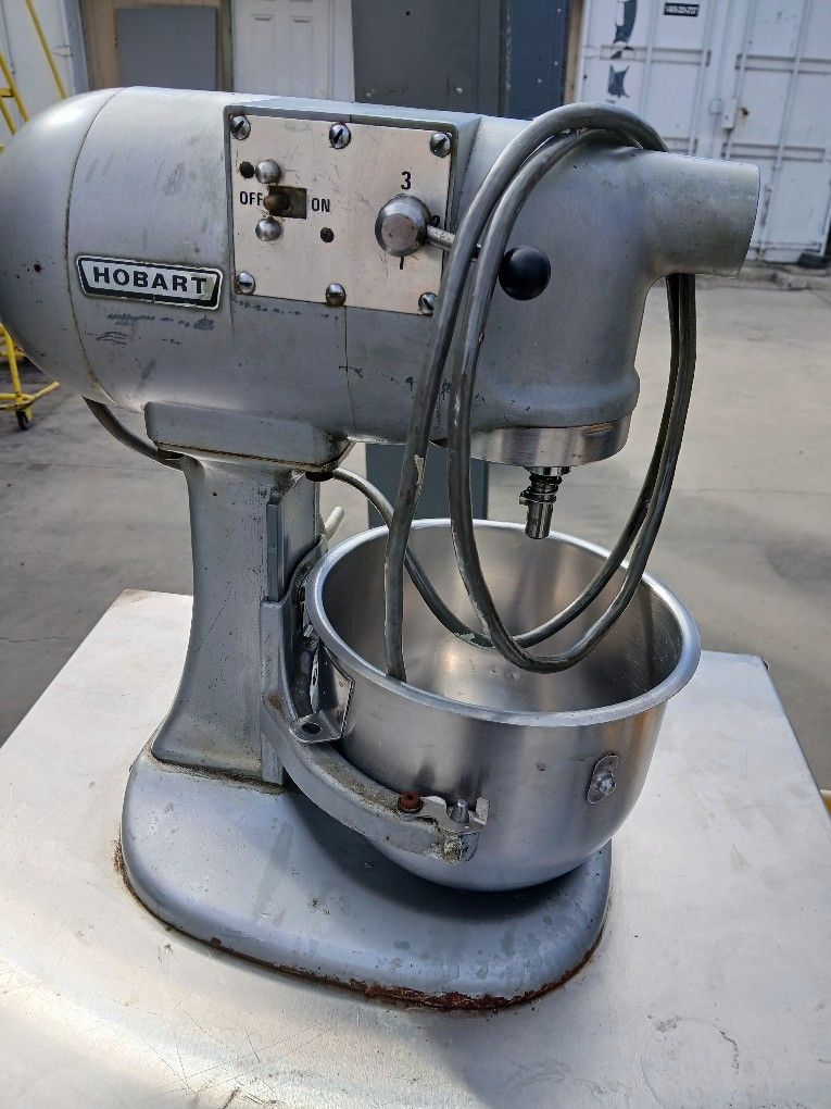 HOBART N-50 MIXER