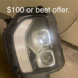 Hyundai Palisade Headlight 