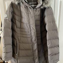 Women’s Free Country Power Down Series 3X Grey Puffer Jacket with Detachable Hood in Excellent Condition