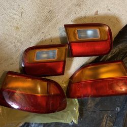 Tail lights . Honda Civic . 94 Coupe 