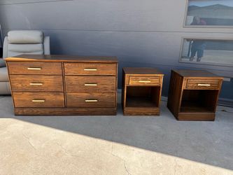 Ranch Oak Vintage Dresser Nightstand Set
