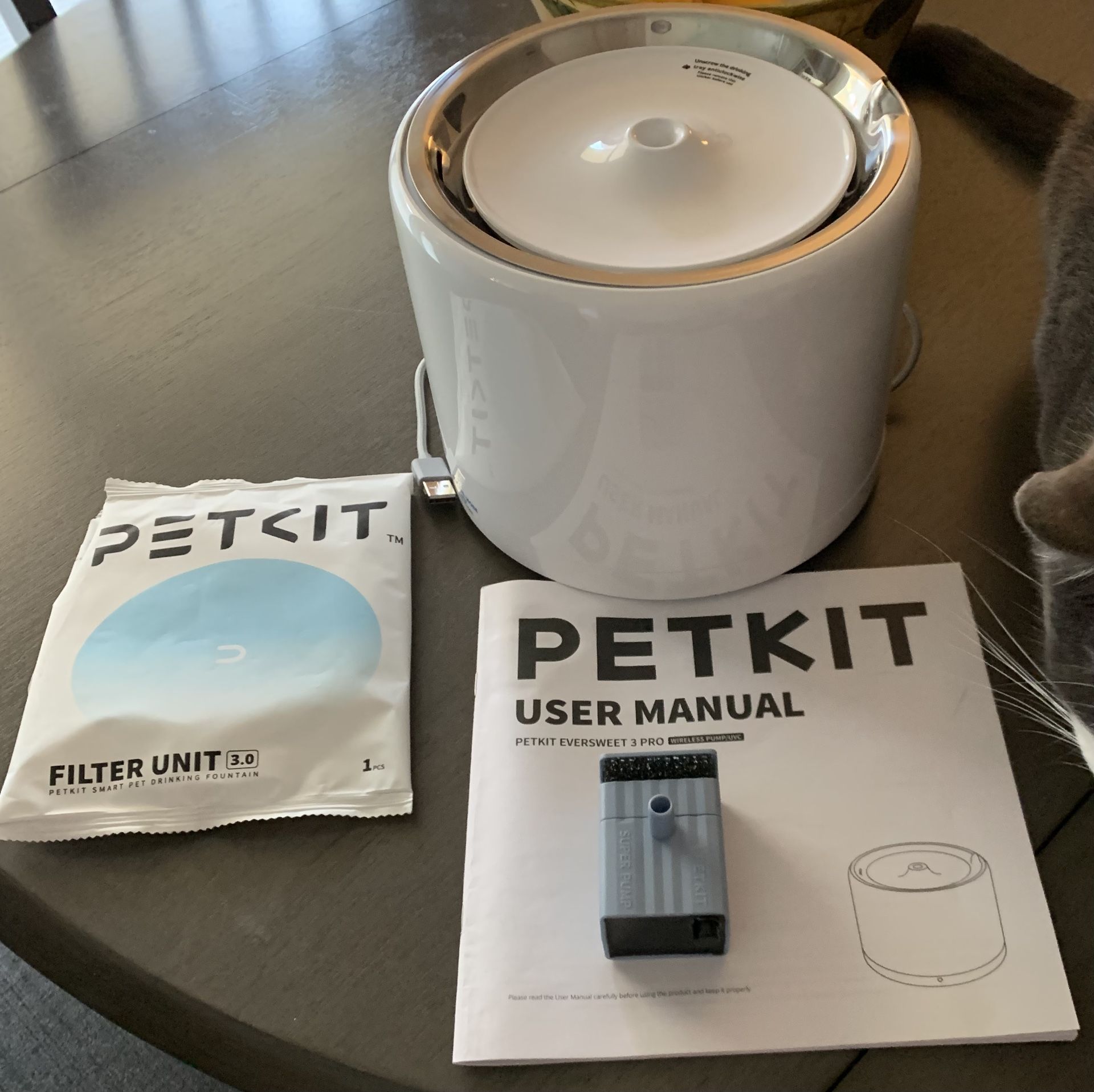 PETKIT Small Pet Water Fountain Never Used
