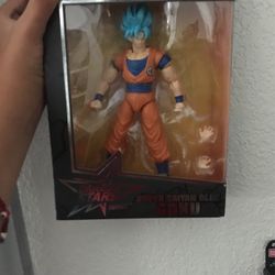 Dragon Ball Figure, Ssj5 Goku for Sale in Tulare, CA - OfferUp