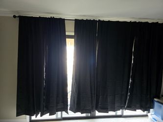 Black Curtains 