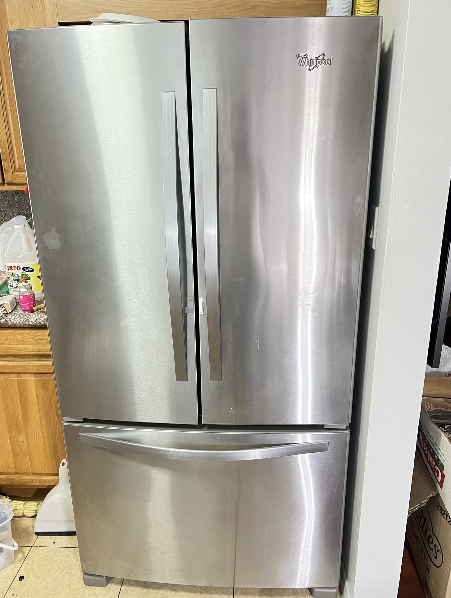 Whirlpool Refrigerator 