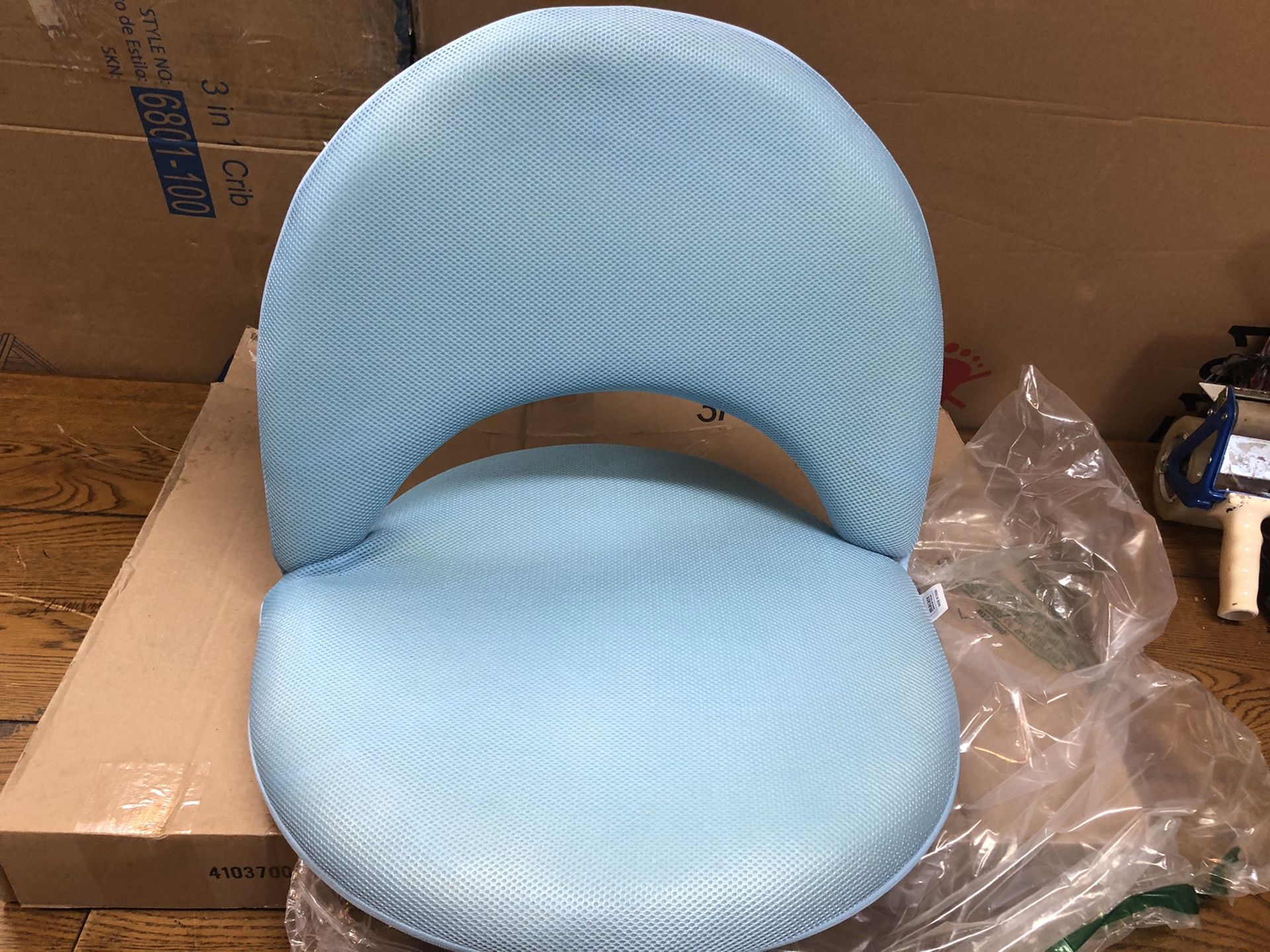 Dream On Me Multifunctional Nursing Chair in Blue