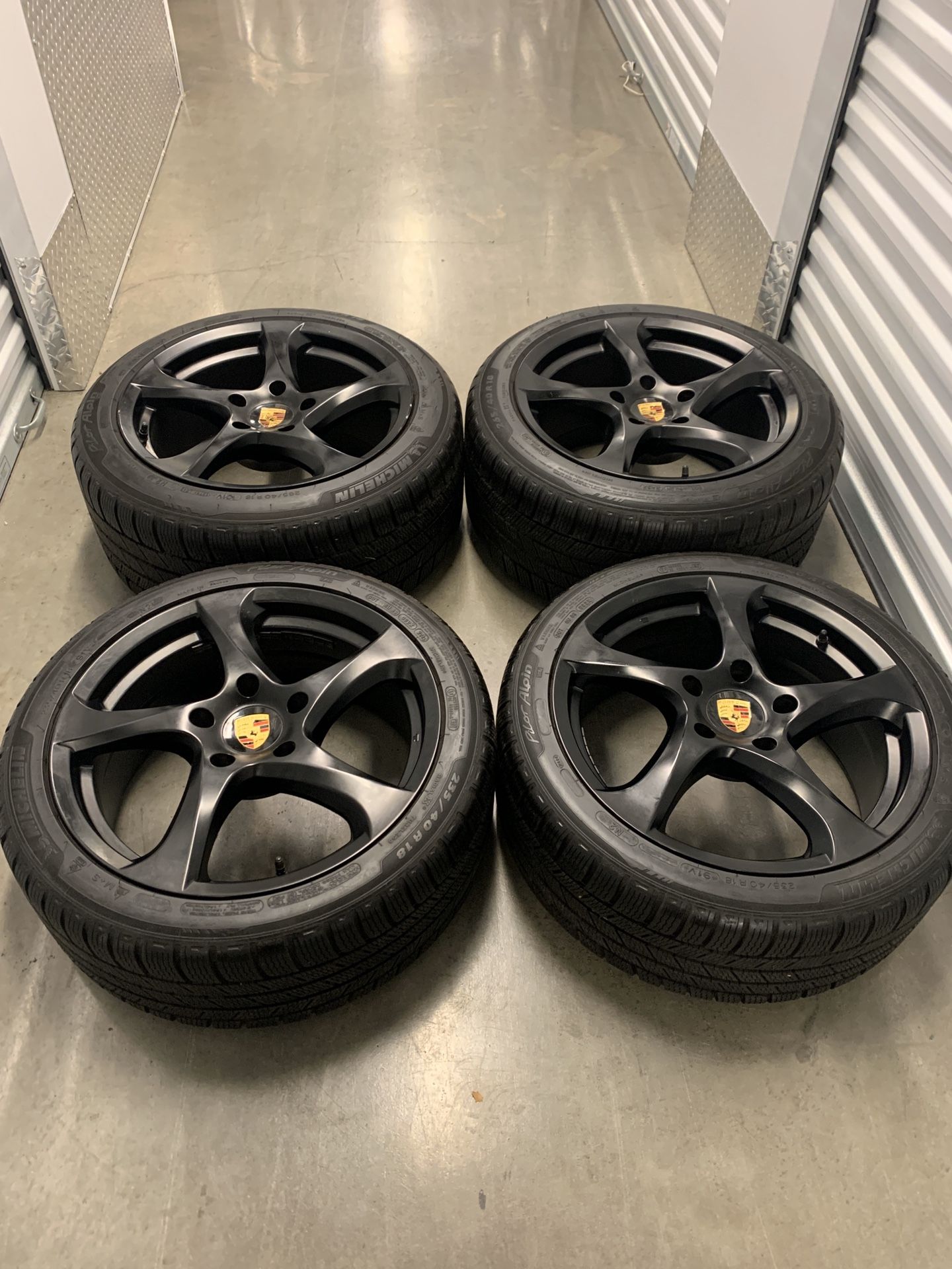 Porsche wheels staggered black 5x130 size 18 rims