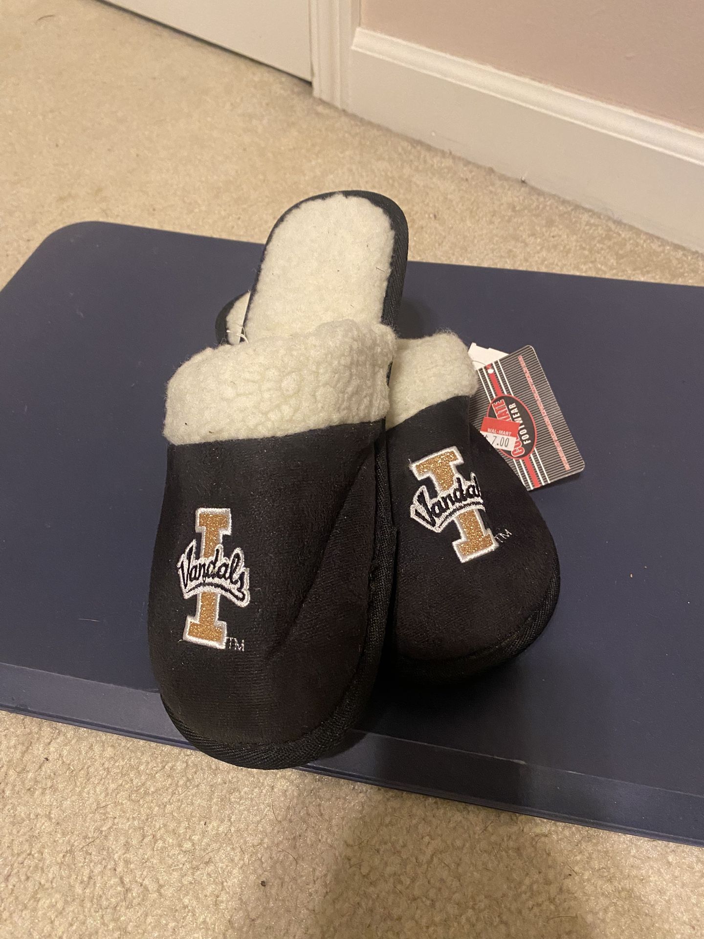 University Of Idaho Women’s Slippers
