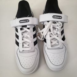  Adidas Forum Low Sneaker(Size 8 1/2)
