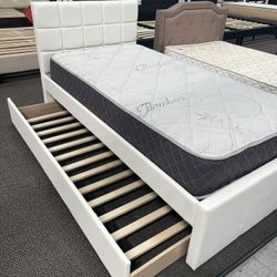 Daybed Twin Size Nueva En Caja Incluye Colchones
