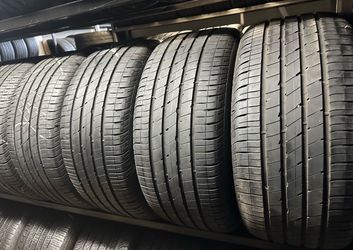 SET OF TIRE 255 40 20 GOODYEAR 85% LIFE